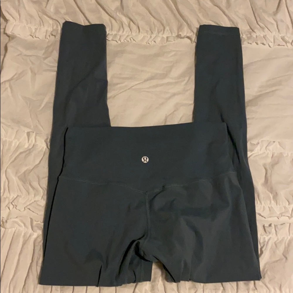 Lululemon leggings size 4